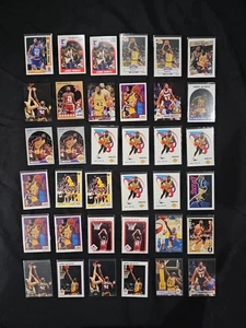 Lote de (36) cartas dignas de James - Stadium Club/Upper Deck/Fleer/NBA Hoops - Imagen 1 de 5