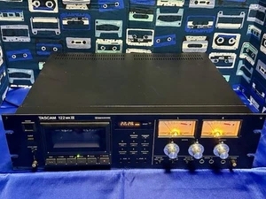 TASCAM 122MK3 3-Head Professional Cassette Deck Direct Drive Tested Japan GS03 - Imagen 1 de 9
