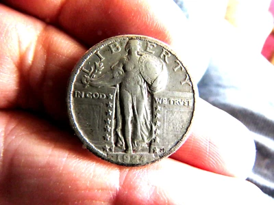 Very Nice Better Date 1924-S Standing Liberty Silver Quarter C6 - Image 1 of 2