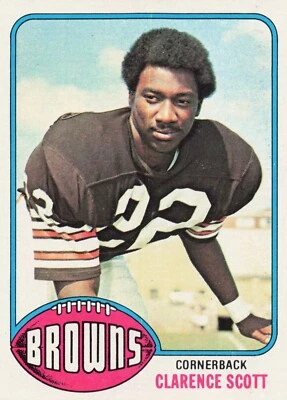 1976 Topps Football Clarence Scott Cleveland Browns #107 - Image 1 of 2