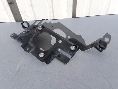 2011-2014 Mazda 2 1.5L AT Battery Tray Holder Bracket Support Frame OEM - Изображение 1 из 4