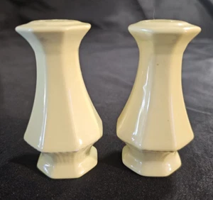 Salt & Pepper Set Independence Ironstone Interpace Japan Yellow Bouquet Daffodil - Picture 1 of 6