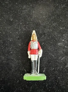 1973 British Grenadier Lead Soldier, Britains Ltd, Made In England 2.5" Tall - Picture 1 of 3