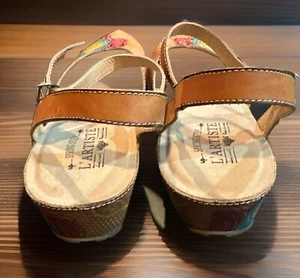 LARTISTE LIZZIE-ROSE Sandali beige multi. Buone condizioni. Taglia 9 US - Foto 1 di 2