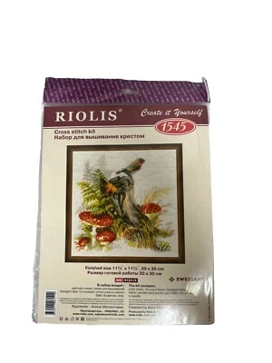 1545 RIOLIS Counted Cross Stitch Kit 11.75"X11.75" bird (10 Count) 18 colors - Image 1 of 4