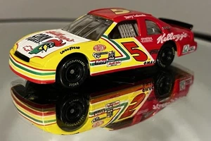 1995 Revell Terry Labonte #5 Kellogg's Chevy Monte Carlo 1/64, NASCAR Loose - Picture 1 of 4