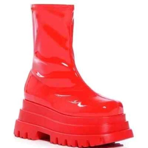 AZALEA WANG "¿QUIÉN ESTÁ LISTO PARA REDDY PARA ELLO?" Talla: BOTÍN PLATAFORMA ROJO 10 (Nuevo) - Imagen 1 de 4