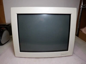 DIGITAL VRC16 CRT MONITOR - Picture 1 of 5