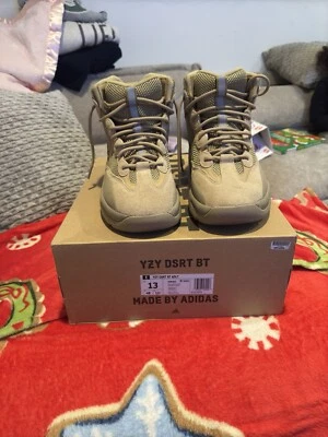 Botas Yeezy Desert “Rock” Vendo Talla 13 Usadas 2-3 Veces. Caja original. Foto 1 de 4