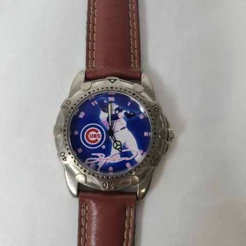 Chicago Cubs 1998 MLB Sammy Sosa Home Run Hero Collectors Watch. See details Cover