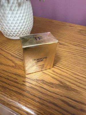 Tom Ford Noir Extreme EDP, 1,7 oz Foto 1 de 4