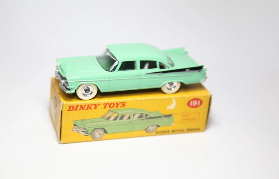 Dinky 191 Dodge Royal Sedan In Original Box - Near Mint Vintage Original Lot 1 — 第 1/4 张图片