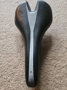 BONTRAGER AFFINITY BIKE SADDLE SEAT BLACK - Picture 1 of 6
