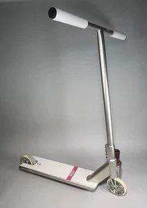 Aztek Completo Trick Stunt Kick Scooter Argento Bianco Rosso, Pulito, Bello! - Foto 1 di 14