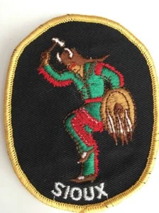 1970s Vintage "SIOUX" Patch Native American Indian Deadstock NOS From USA - Picture 1 of 6