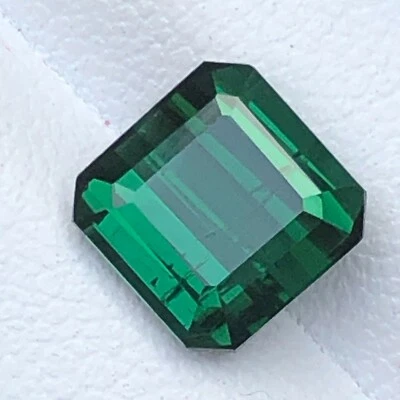 2.5 Carat Natural Cut Green Color Tourmaline Loose Gemstone From Afghanistan - Image 1 of 4