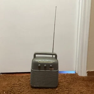 Vintage Fleco Portable Wireless Amplifier FPA-1 - PA Speaker Amp Old  Microphone - Picture 1 of 13