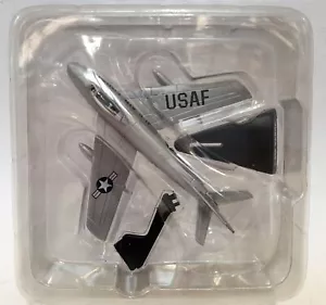 Warplanes / North American F-86F Sabre - USAF / Scale 1:110 MC46622 - Picture 1 of 8