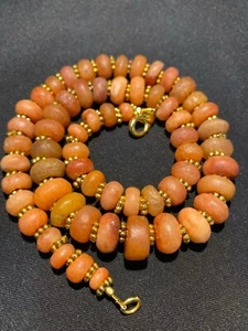 Collar de cuentas antiguas joyería de cornalina del Himalaya nepalí indo tibetano antiguo Dzi - Imagen 1 de 12