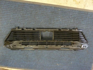 ORIGINAL PEUGEOT 5008 BRANDNEU UNTEN STOßSTANGE GITTER 2017-2020. 1636403280. - Bild 1 von 7