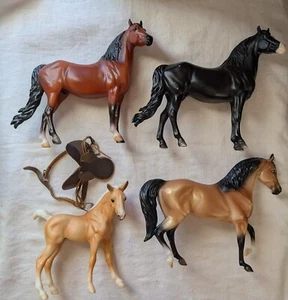 4 Breyer Horses & a Saddle - Picture 1 of 6