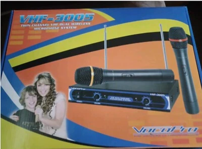 VHF 3005 Twin Channel Dual Wireless VoCo Pro Microphones - Image 1 of 4