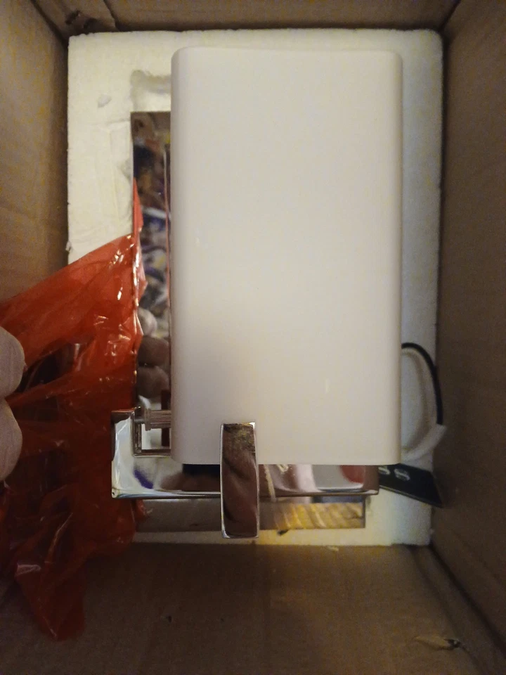 Aplique de pared Feiss Maddison 1 luz 5 pulgadas, níquel pulido, VS20601PN Foto 1 de 4