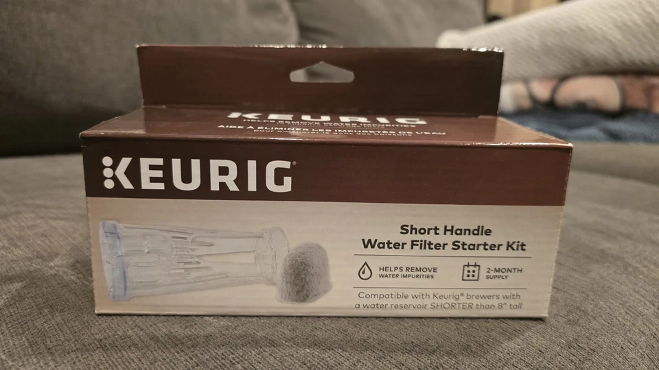Kit de inicio de filtro de agua de mango corto Keurig  Foto 1 de 4