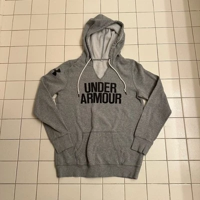Sudadera con capucha Under Armour UA Favorite con logotipo polar gris para mujer cuello en V talla pequeña Foto 1 de 3