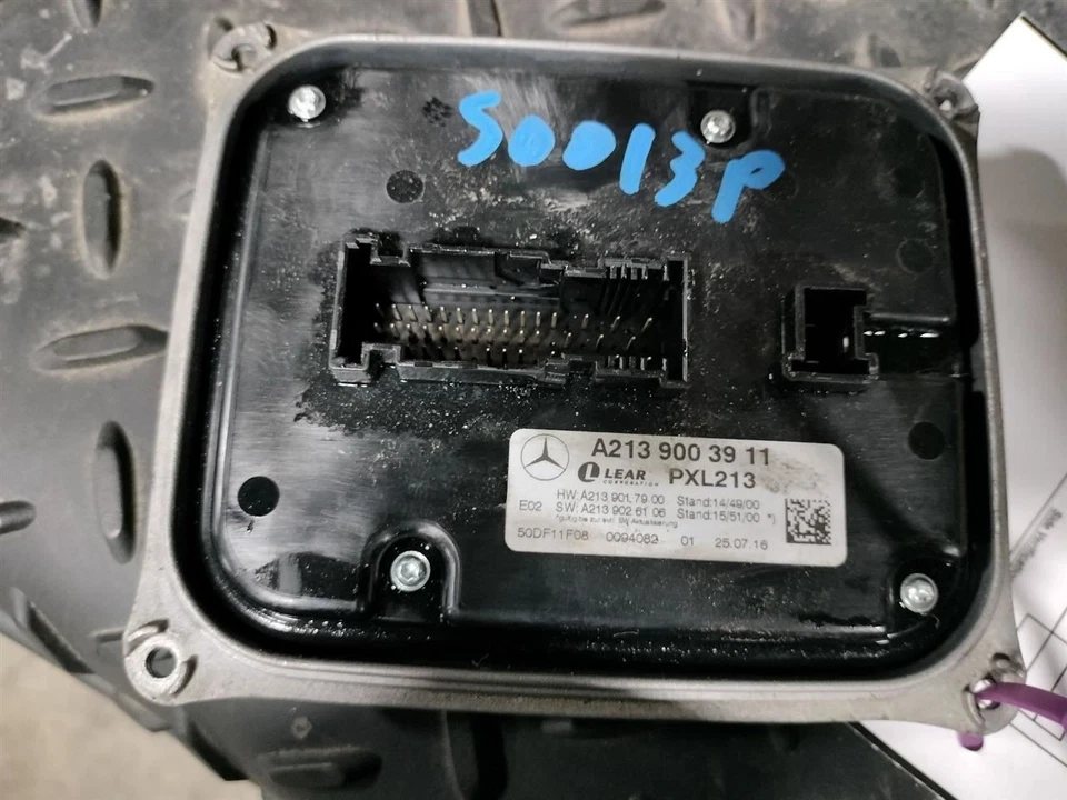 MÓDULO DE CONTROL CHASIS 2139003911 2017 MERCEDES-BENZ E300 Foto 1 de 4