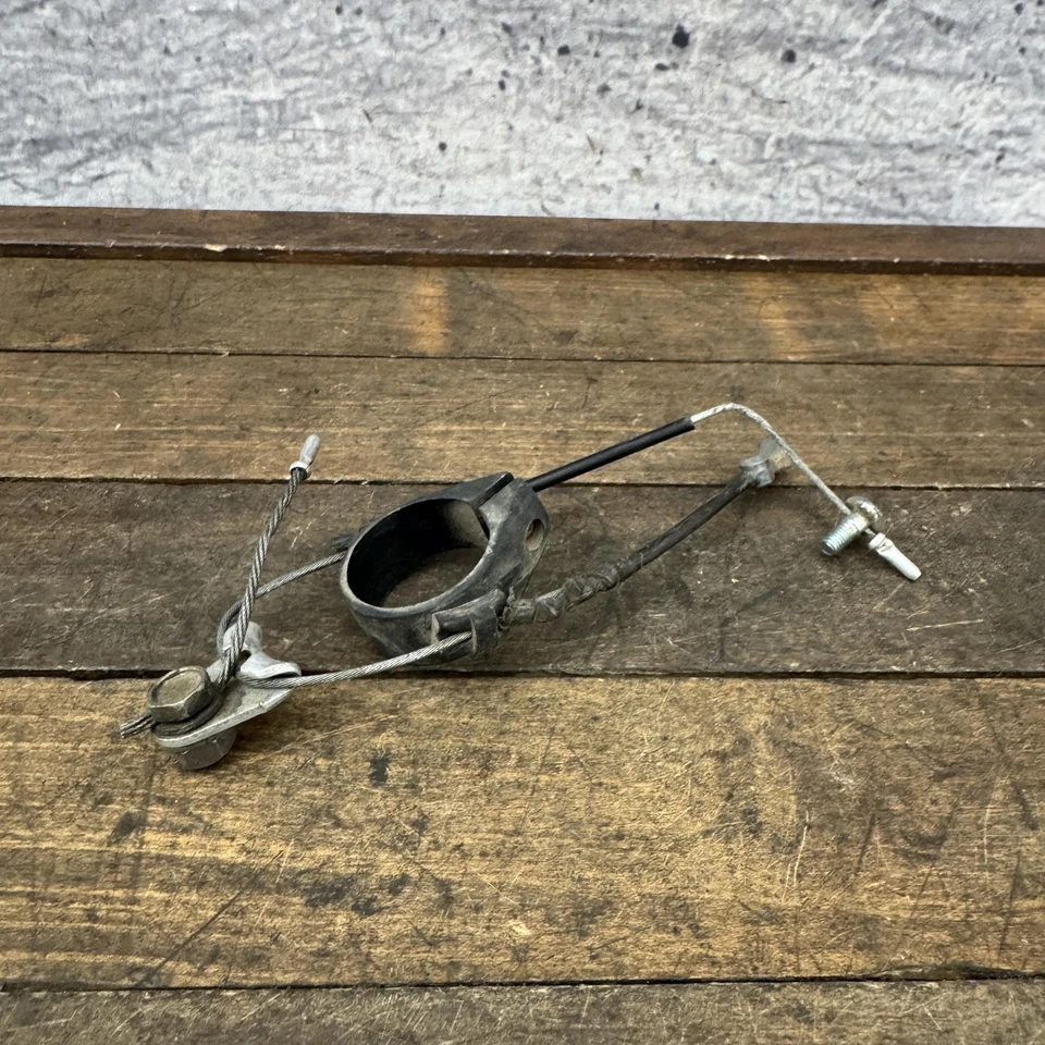 Cable guía abrazadera MTB de colección GT 28,6 triple triángulo montaña Shimano yugo ATB Foto 1 de 4