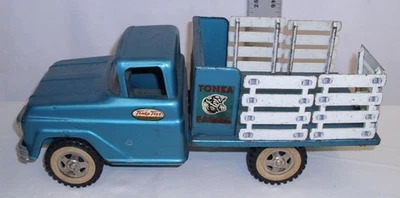 Camión Ford 1959 Tonka Farms con plataforma de estacas en azul Foto 1 de 4