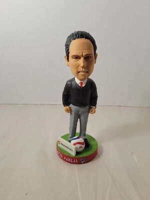Futebol Oscar Pareja Dallas BURN Bobble Bobblehead SGA MLS - Imagem 1 de 4