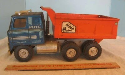 VINTAGE ERTL TRANSTAR BLUE CAB AUTOMATIC DUMP TRUCK  ORANGE - Image 1 of 4
