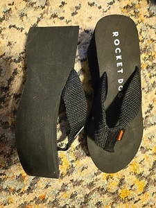 Rocket Dog Women's Black Crush Platform Flip Flop Thong Sandal Size 9 M US Nwot - Picture 1 of 6