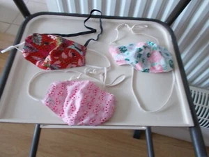 Gesichtsmaske mehrfarbig 3x wiederverwendbares Blumenmuster - Bild 1 von 1