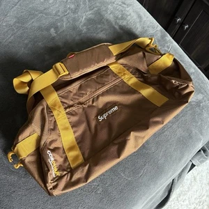 Supreme Duffle Bag (SS22) Brown - Picture 1 of 6