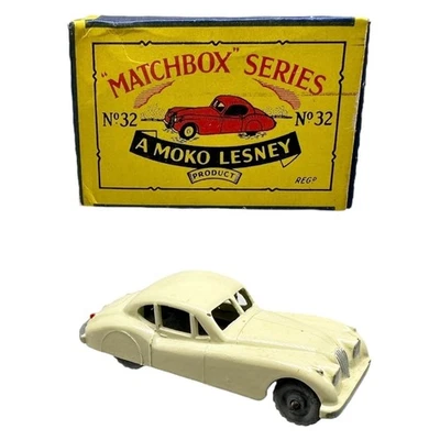 **MATCHBOX** MOKO LESNEY NO.32A *JAGUAR XK140* *B2 BOX* CREME 50er DIECAST - Bild 1 von 4