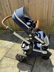 Joolz Day2 Buggy Parrot Blue Pram Stroller with Seat/carrycot and Accessories - Picture 1 of 22