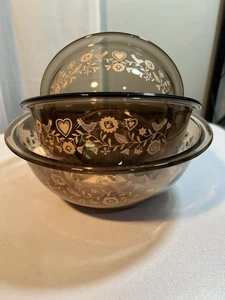 Vintage PYREX Amber Festive Harvest Brown Glass Nesting Bowls Set Of 3 - Picture 1 of 7