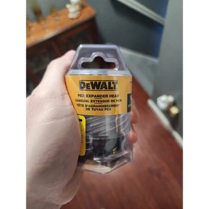 AUTHENTIC NEW SEALED DeWALT PEX Expander Head 1" DCE4001 For Use With Type-A PEX - Picture 1 of 2