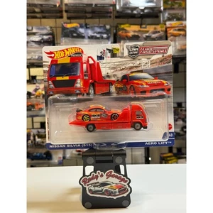 Hot Wheels Team Transport Nissan Silvia S15 HKS y Aero Lift #40 HCR35 - Imagen 1 de 6