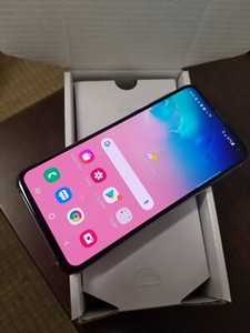 Samsang Galaxy S10e  128GB Black unlocked for all companies