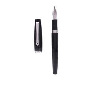 Stilografica Montegrappa Manager penna in resina nera con pennino acciaio F fine - Foto 1 di 2