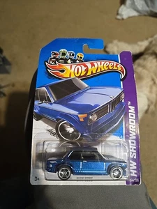 Hot Wheels Showroom BMW 2002 Car Figure (154/250) - Picture 1 of 1