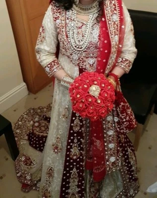 Wedding dress size 12 used - Image 1 of 4