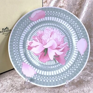 Plato de Postre Hermes Vintage Les Pivoines Limoges Porcelana 22 cm con Estuche - Imagen 1 de 15