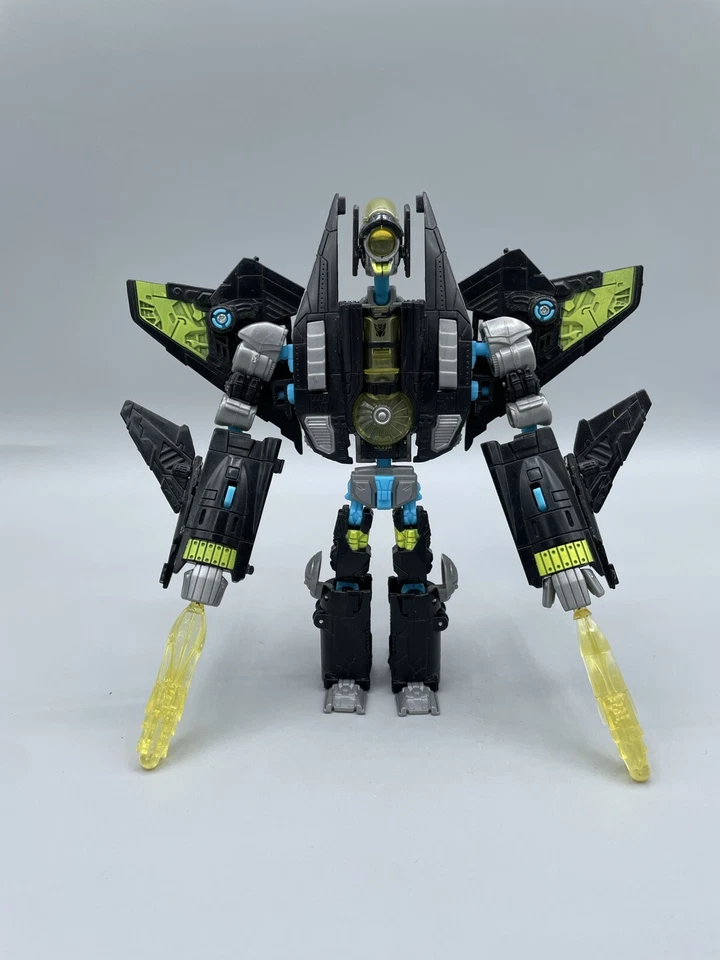 Hasbro Transformers Movie Deluxe Class Overcast Allspark Power Complete - Image 1 of 4