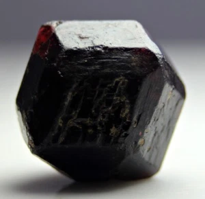 Granato di Almandino Grezzo Naturale Ben Terminato 45 CT Top Grade dall'Afghanistan - Foto 1 di 8