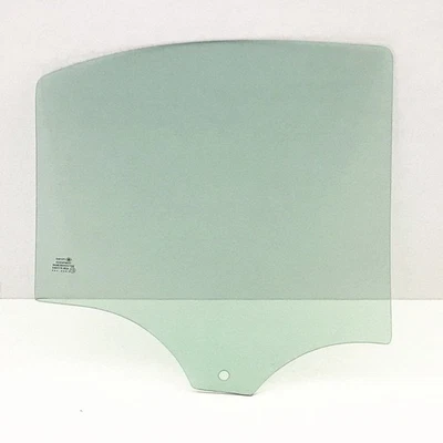 Mercedes Benz C230 C240 C320 C32 AMG C55 AMG Rear Window Glass 2001-2005 - Image 1 of 4